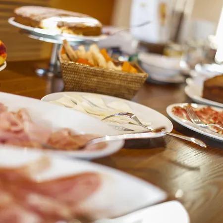 Alojamento de Acomodação e Pequeno-almoço Le Scuole - By Collemassari Hospitality 4*